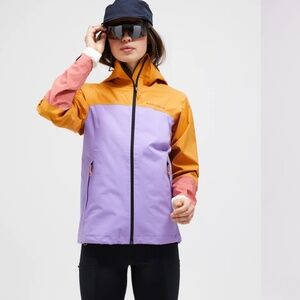 Peak Performance rain jacket / trail running jacket
